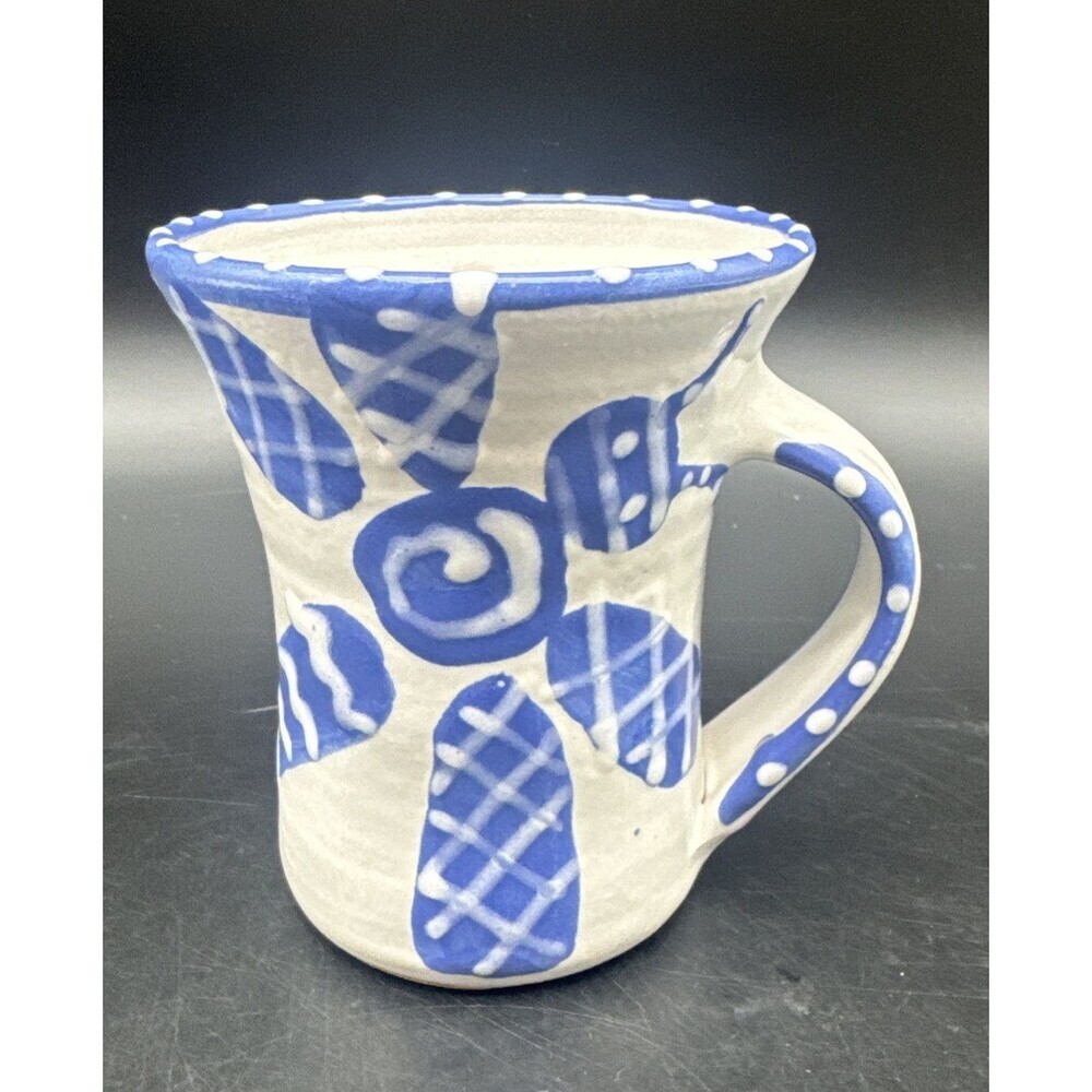 Art Studio Pottery BLUE & WHITE‎ Glazed Butterfly/Firefly Mug Signed 12oz